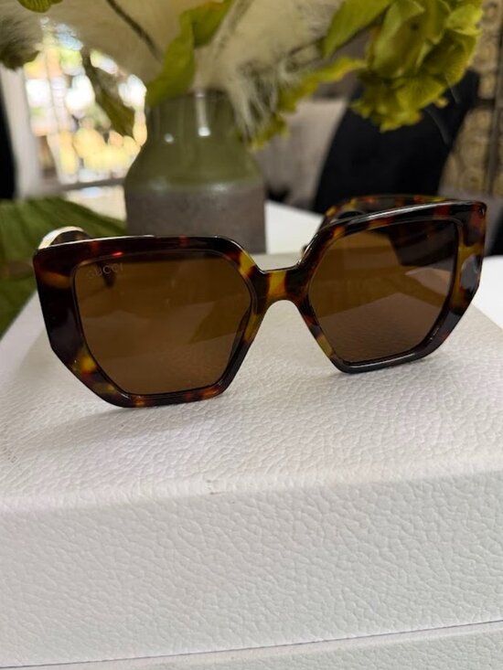 Oversized Tortoiseshell GG Logo Cat Eye Sunglasses Brown Lenses